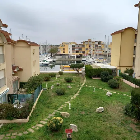 T2 Standing * Gruissan